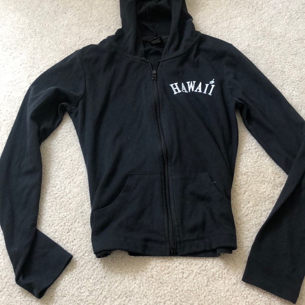 Super cute black hawaii zip up